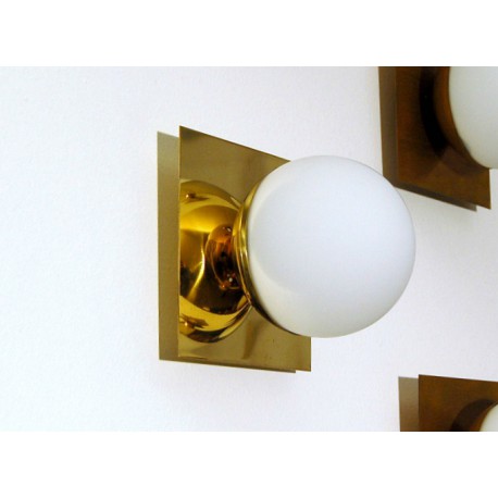 Applique Art. 1716 - SFERA in Vetro Opalino - Struttura in Ottone Lucido