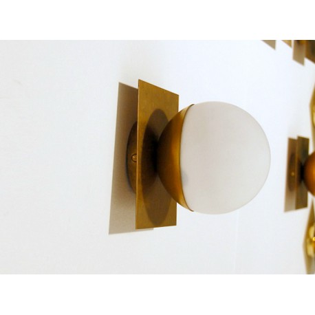 Applique Art. 1715 - DIFFUSER in Opal Glass - Structure in Opaque Brass